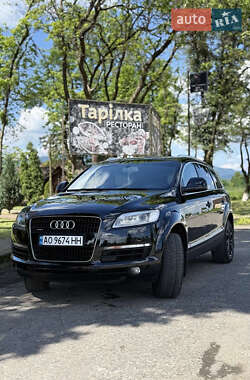 Внедорожник / Кроссовер Audi Q7 2006 в 