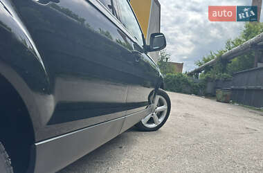 Внедорожник / Кроссовер Audi Q7 2009 в 