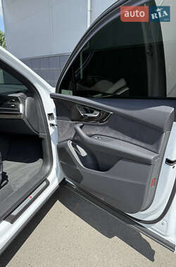 Внедорожник / Кроссовер Audi Q7 2025 в 