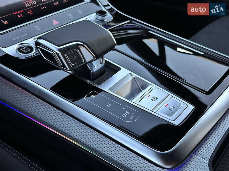 Внедорожник / Кроссовер Audi Q7 2025 в Киеве