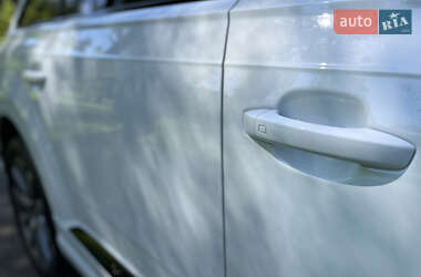 Внедорожник / Кроссовер Audi Q7 2018 в 