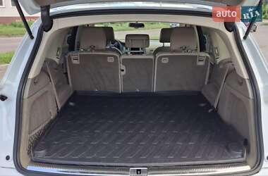 Внедорожник / Кроссовер Audi Q7 2013 в 