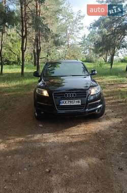 Внедорожник / Кроссовер Audi Q7 2008 в 