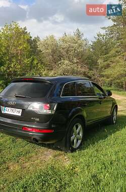 Внедорожник / Кроссовер Audi Q7 2008 в 