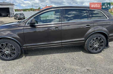 Внедорожник / Кроссовер Audi Q7 2011 в 