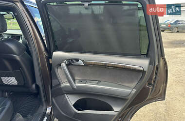 Внедорожник / Кроссовер Audi Q7 2011 в 