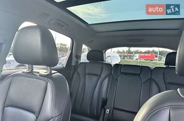 Внедорожник / Кроссовер Audi Q7 2017 в 