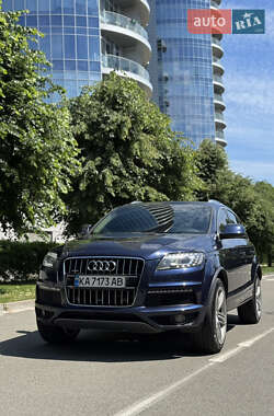 Внедорожник / Кроссовер Audi Q7 2012 в 