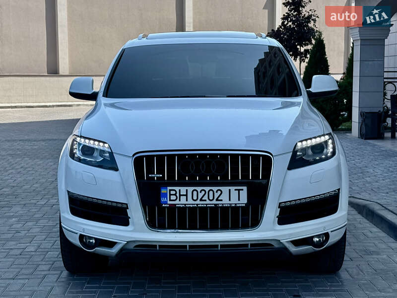 Внедорожник / Кроссовер Audi Q7 2014 в Одессе
