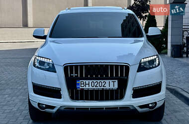 Позашляховик / Кросовер Audi Q7 2014 в 