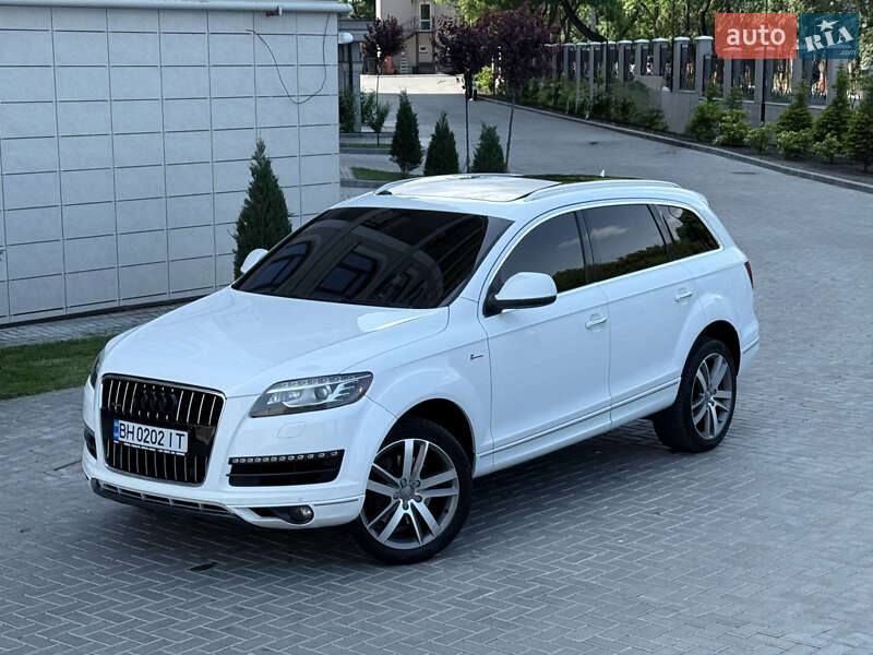 Внедорожник / Кроссовер Audi Q7 2014 в Одессе
