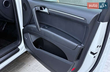 Позашляховик / Кросовер Audi Q7 2014 в 