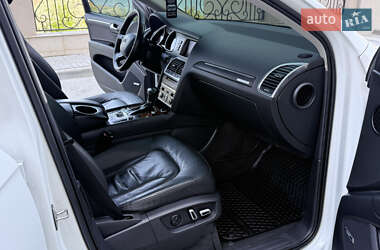 Позашляховик / Кросовер Audi Q7 2014 в 