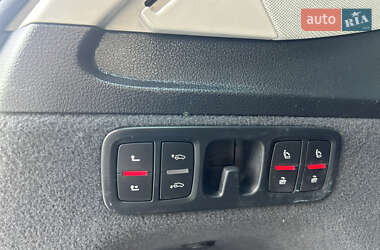 Внедорожник / Кроссовер Audi Q7 2015 в 