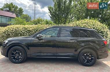 Внедорожник / Кроссовер Audi Q7 2024 в 