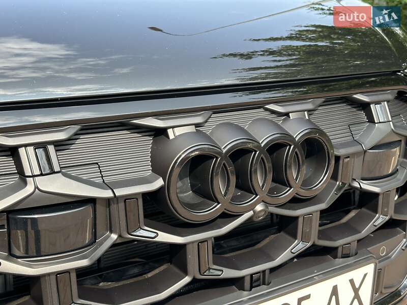 Внедорожник / Кроссовер Audi Q7 2024 в Киеве