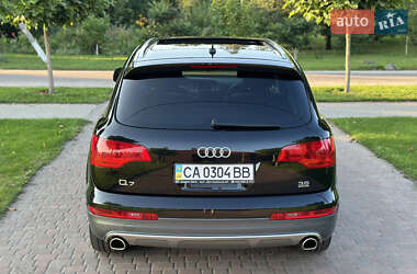 Позашляховик / Кросовер Audi Q7 2008 в 