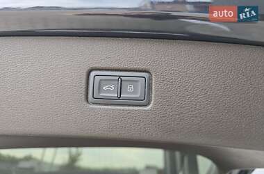 Внедорожник / Кроссовер Audi Q7 2018 в 