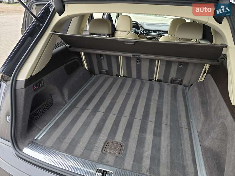 Внедорожник / Кроссовер Audi Q7 2018 в Ровно фото 67 Внедорожник / Кроссовер Audi Q7 2018 в Ровно