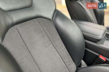 Внедорожник / Кроссовер Audi Q7 2015 в 