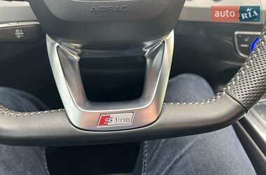 Внедорожник / Кроссовер Audi Q7 2015 в 
