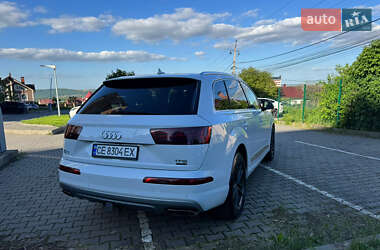 Позашляховик / Кросовер Audi Q7 2018 в 
