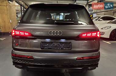 Внедорожник / Кроссовер Audi Q7 2024 в 