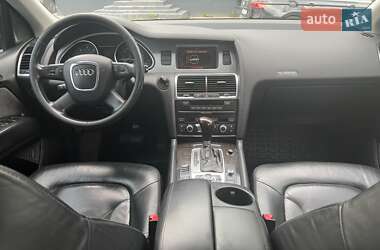 Внедорожник / Кроссовер Audi Q7 2009 в 