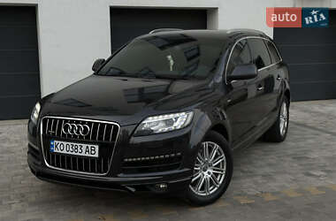 Позашляховик / Кросовер Audi Q7 2012 в 