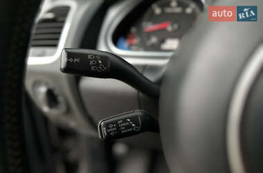 Позашляховик / Кросовер Audi Q7 2012 в 
