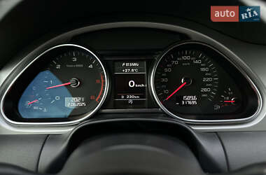 Позашляховик / Кросовер Audi Q7 2012 в 