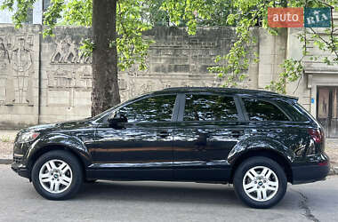 Внедорожник / Кроссовер Audi Q7 2007 в 
