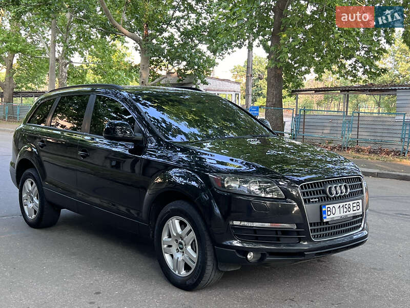 Позашляховик / Кросовер Audi Q7 2007 в Миколаєві