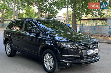 Внедорожник / Кроссовер Audi Q7 2007 в 