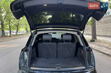 Внедорожник / Кроссовер Audi Q7 2007 в 