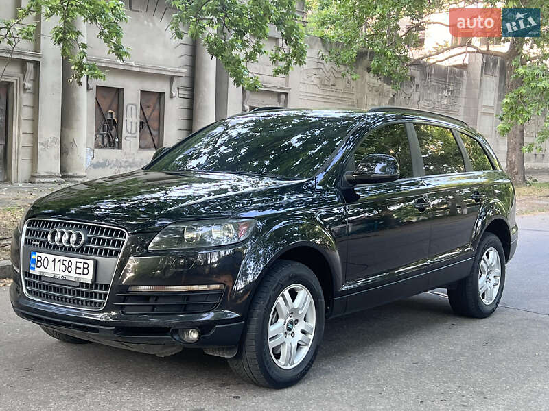 Позашляховик / Кросовер Audi Q7 2007 в Миколаєві