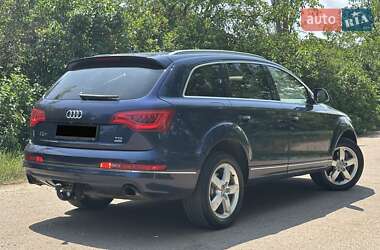 Внедорожник / Кроссовер Audi Q7 2012 в 