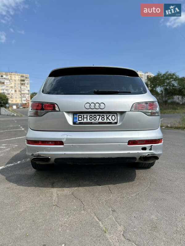Внедорожник / Кроссовер Audi Q7 2007 в Одессе