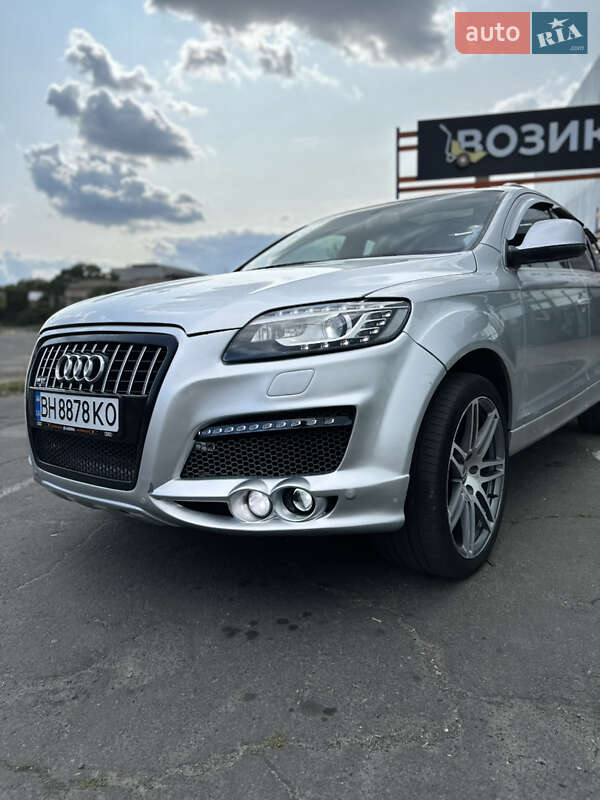 Внедорожник / Кроссовер Audi Q7 2007 в Одессе