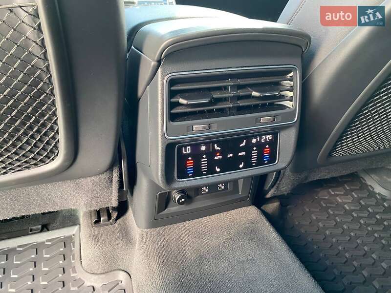 Внедорожник / Кроссовер Audi Q7 2020 в Львове