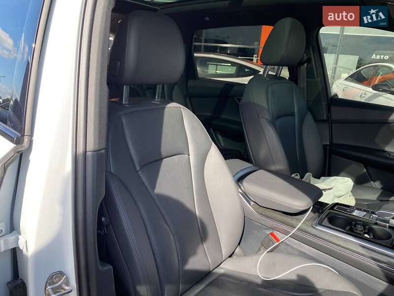 Внедорожник / Кроссовер Audi Q7 2020 в Львове