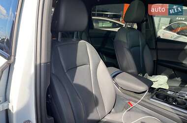 Внедорожник / Кроссовер Audi Q7 2020 в 