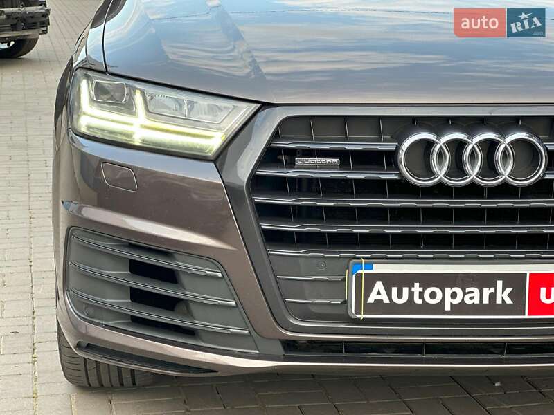 Внедорожник / Кроссовер Audi Q7 2016 в Одессе