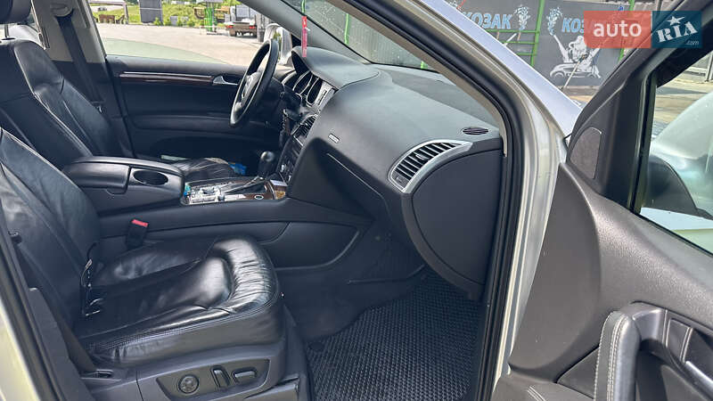 Позашляховик / Кросовер Audi Q7 2007 в Кам'янець-Подільському