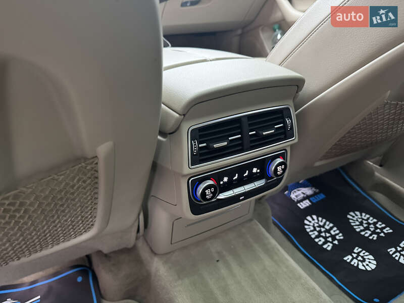 Внедорожник / Кроссовер Audi Q7 2017 в Львове
