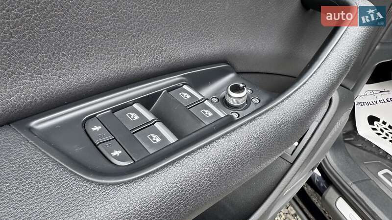 Позашляховик / Кросовер Audi Q7 2016 в Нововолинську
