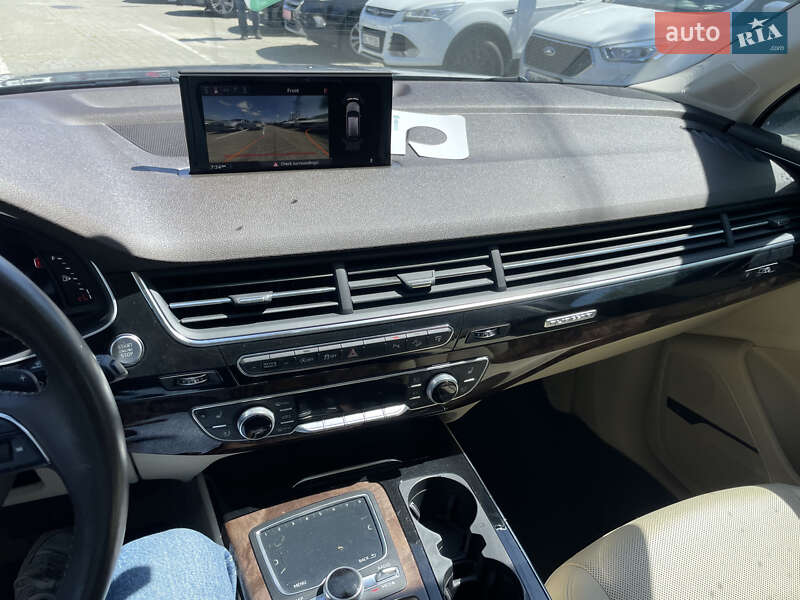 Внедорожник / Кроссовер Audi Q7 2016 в Львове