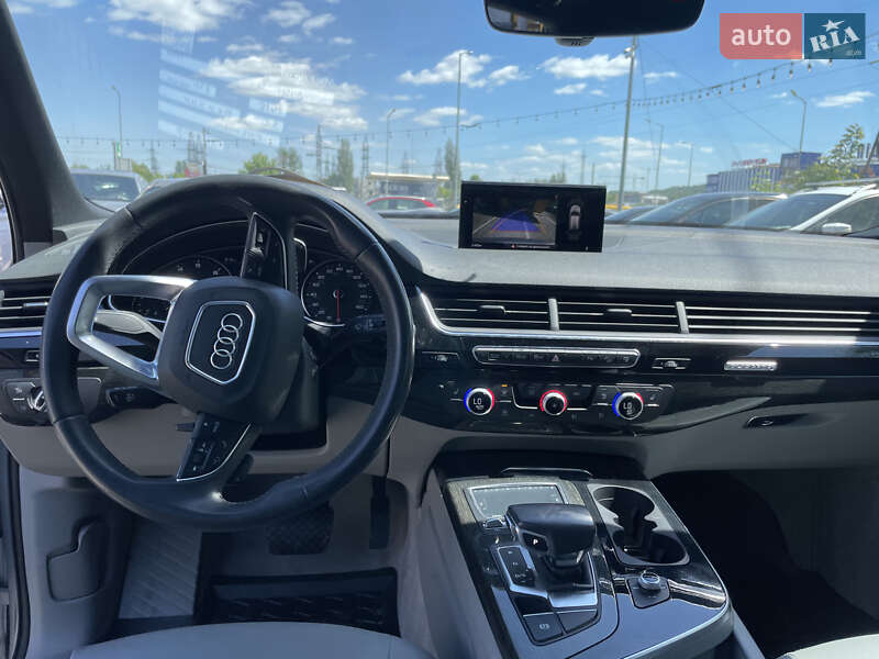 Внедорожник / Кроссовер Audi Q7 2016 в Львове