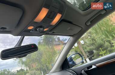 Внедорожник / Кроссовер Audi Q7 2015 в 