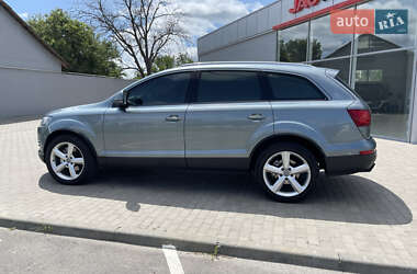 Внедорожник / Кроссовер Audi Q7 2009 в 